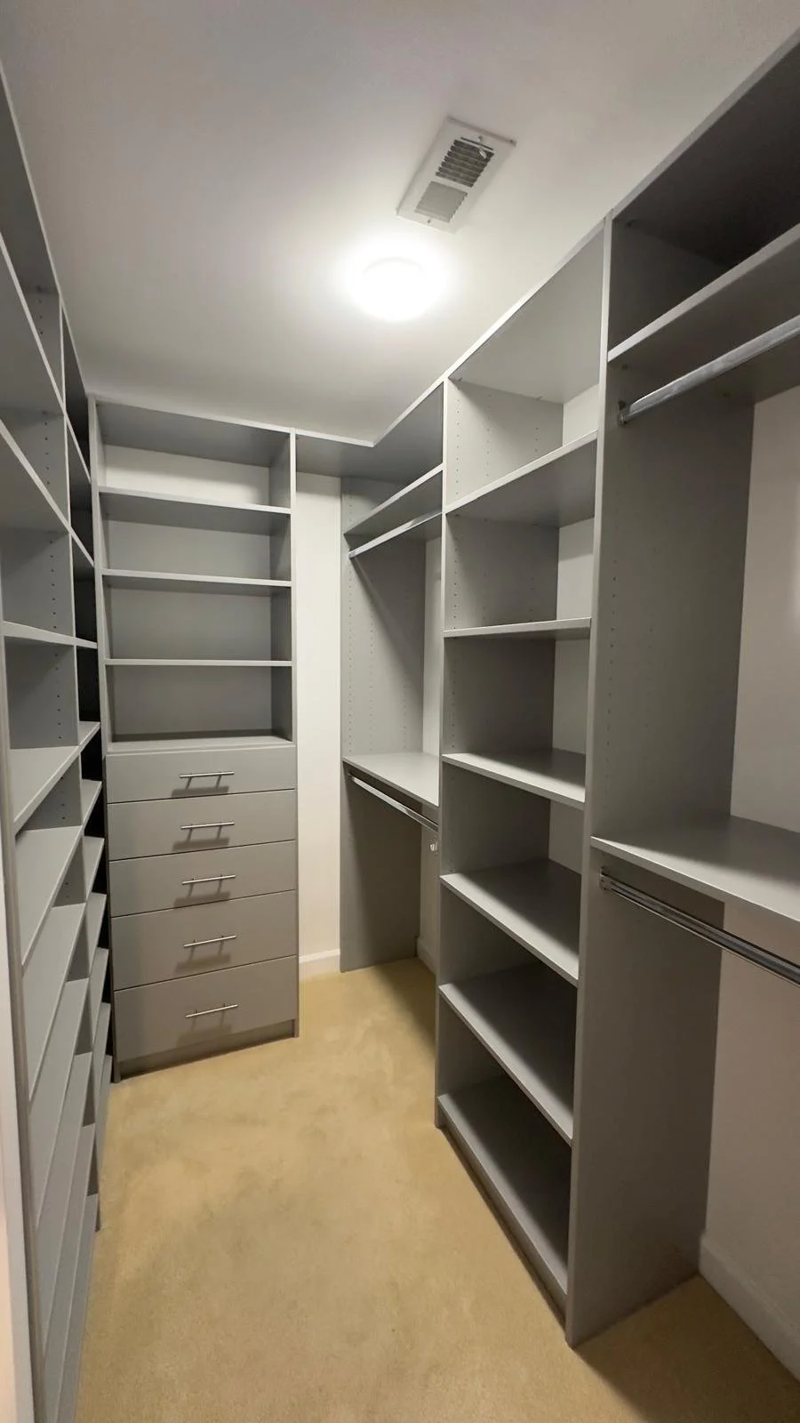 ACC&C custom walk-in closet